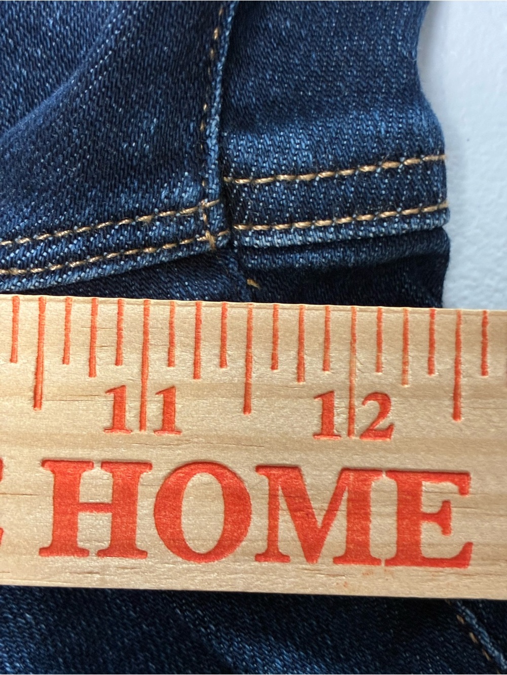 Good American Classic Baby Hem Jeans Size 10/30 - Picture 7 of 8